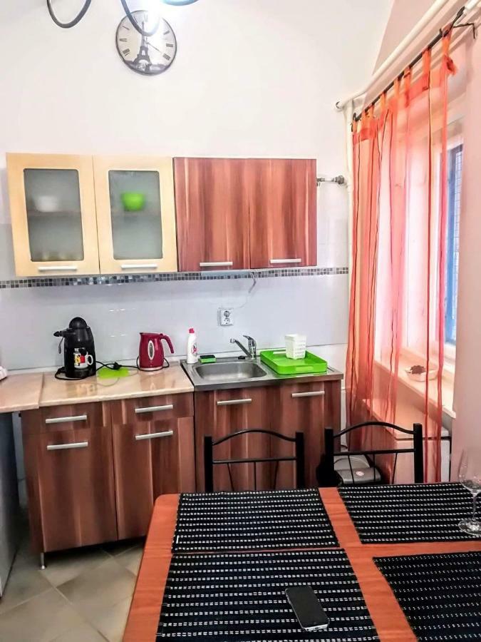 Gabriella Apartman Eger Bagian luar foto